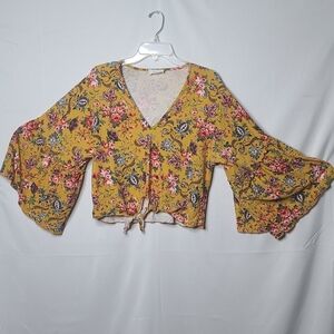 Lavender Field floral wide bell sleeve vneck top Small
